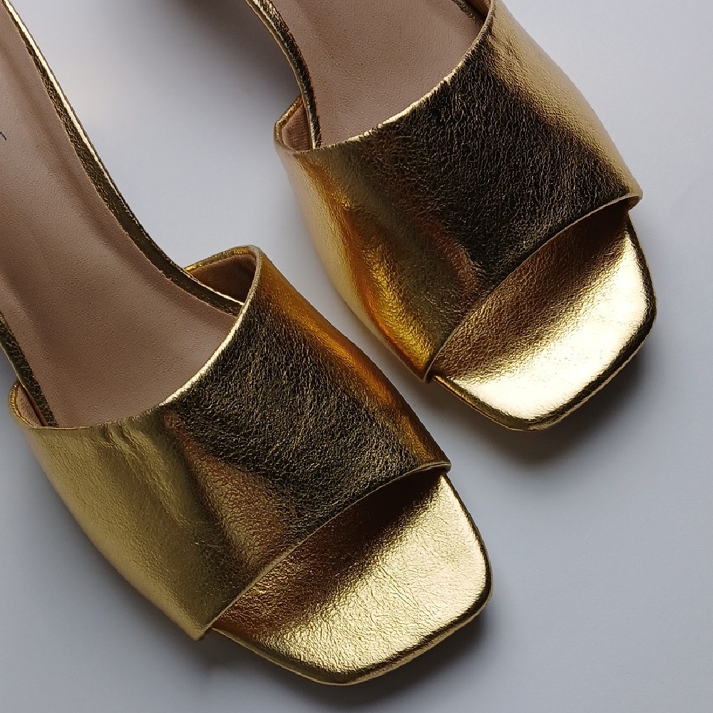 Rouge Helium Gold Mules with Metallic Finish